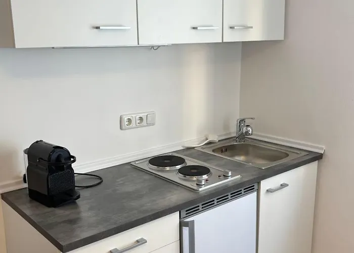 Apartment In Zentraler Lage - Nur Wenige Minuten Zum Und Stadt By Interhome Gmunden