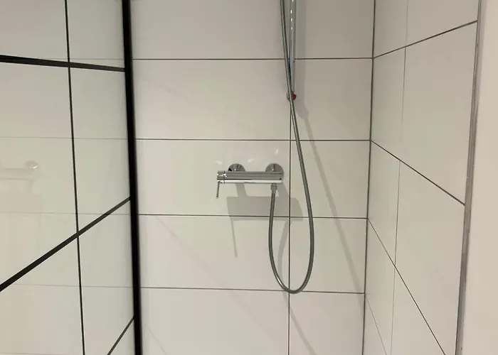 In Zentraler Lage - Nur Wenige Minuten Zum Und Stadt By Interhome Apartamento *